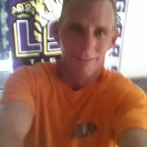 Meet your Posher, Emmanuel